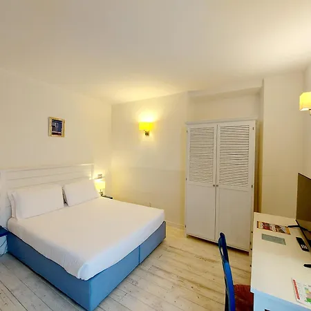 La Del Mare (adults Only)