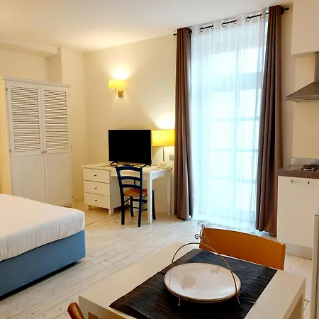 호텔 La Del Mare (adults Only) 칼리아리