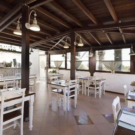 Hotel La Del Mare 3*