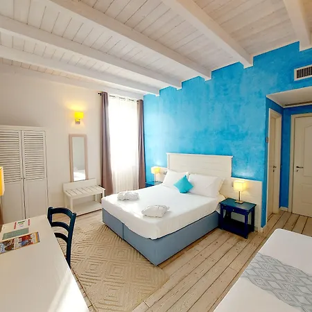 호텔 La Del Mare (adults Only) 3*