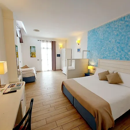 호텔 La Del Mare (adults Only) 3*