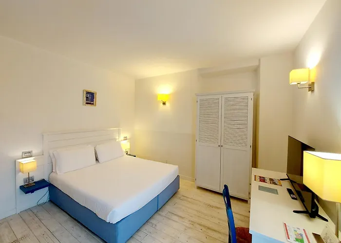 La Del Mare (adults Only)