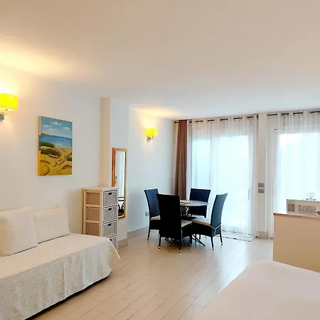 La Del Mare (adults Only) 3*