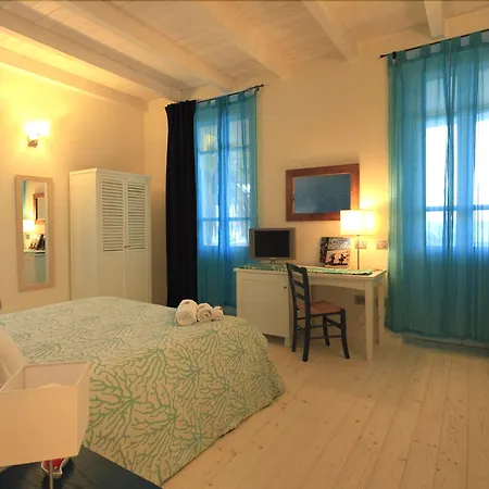 Hotell La Del Mare (adults Only) 3*