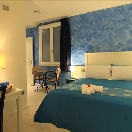 מלון La Del Mare (adults Only) 3*