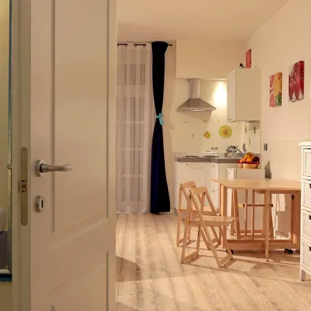 מלון La Del Mare (adults Only) 3*