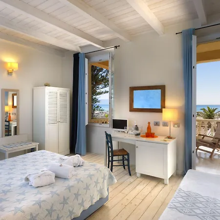 La Del Mare (adults Only) מלון 3*